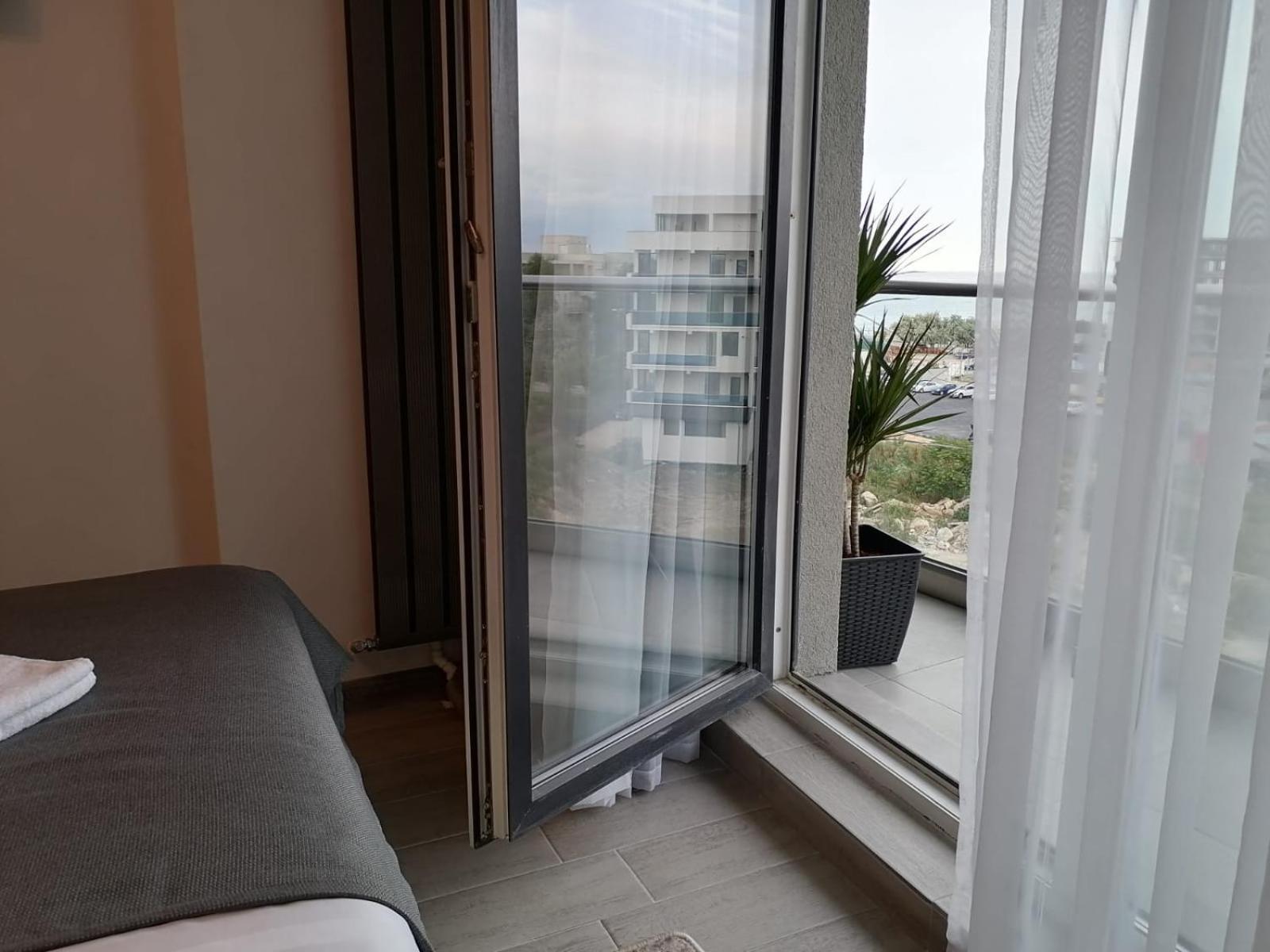 Alesea Ap-Alezzi Beach Resort Năvodari Eksteriør bilde