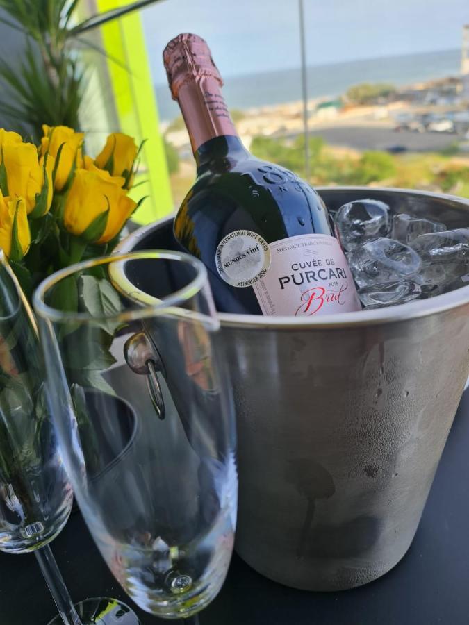 Alesea Ap-Alezzi Beach Resort Năvodari Eksteriør bilde