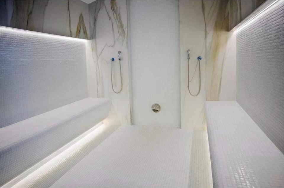 Alesea Ap-Alezzi Beach Resort Năvodari Eksteriør bilde