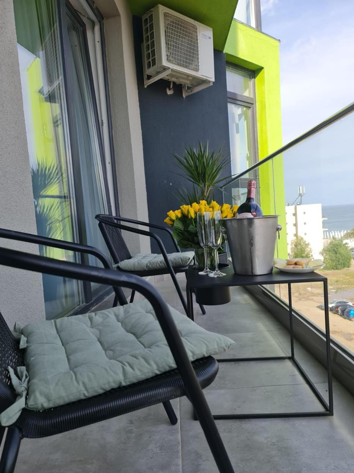 Alesea Ap-Alezzi Beach Resort Năvodari Eksteriør bilde